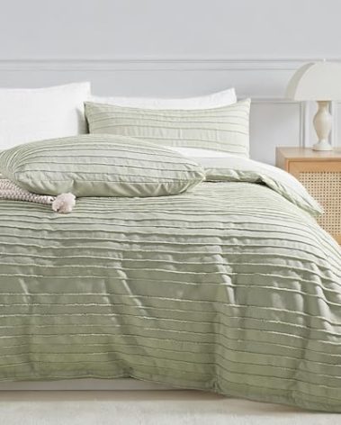 NEXHOME PRO Duvet Cover King,3 Pieces Boho Tufted Duvet Cover Set, Soft and Lightweight 100% Washed Microfiber Comforter Cover Set for All Season(Sage Green,104 x 90)-No Comforter