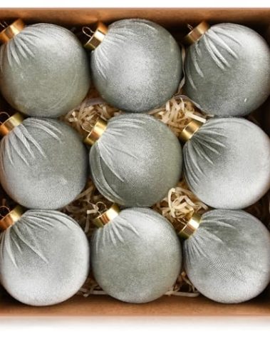 Velvet Ornaments for Christmas Tree Decorations - Sage Green Xmas Ball Ornament for Indoor Holiday Decor - Shatterproof Christmas Bulbs Ornaments 80mm 3.15inch - Pack of 9