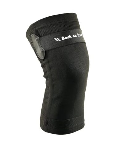 Back on Track Knee Brace with Removable Strap 1110 with Welltex Technology, Black, Medium