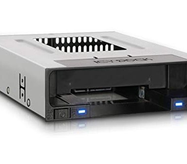 ICY DOCK Tray-Less 2.5" and 3.5" SATA SSD/HDD Docking Enclosure for External 5.25" Drive Bay | flexiDOCK MB795SP-B
