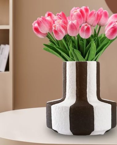 Black and White Striped Ceramic Vase, 5.3-inch Unique Hydroponic Vases Suitable for Windowsills Living Rooms Kitchens and Wine Cabinets,Gift for Housewarming 、Festive andwedding Decorations